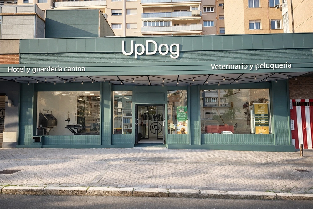 Hotel canino y guardería canina UpDog Cuzco 1000x650